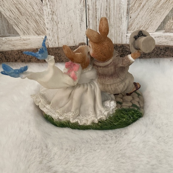 Dakin Susan Wheeler Holly Pond Hill Just Married Bunny Figurine - Picture 7 of 14